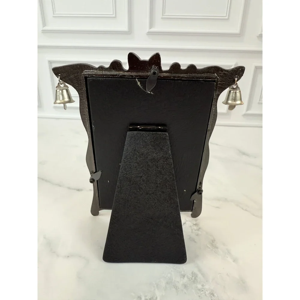 CAT Picture Frame with Bells 